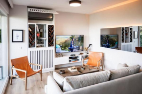 Bosphorus Designer Suite Seperate Guest room